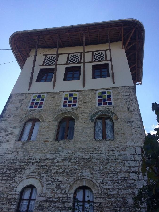 Konaku Guest House Гірокастра Екстер'єр фото